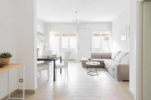 Quartiere XXVIII Monte Sacro Alto Apartment | Cozy Talent House Rome apartment