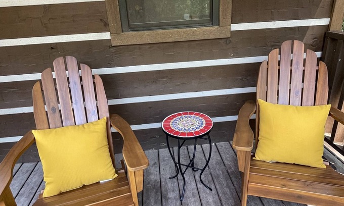 Mineola House | Charming Tiny Home Retreat in the Pines - Pet Friendly!