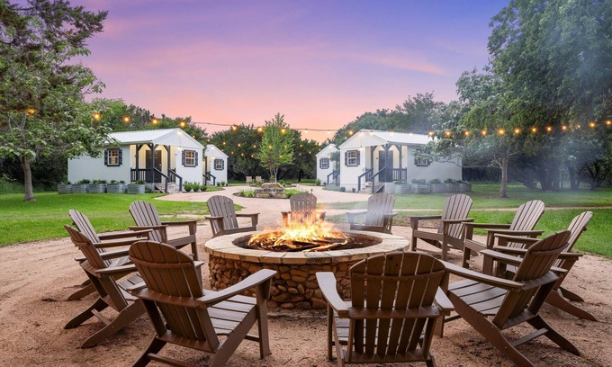 Crawford Cabin | Cozy Tiny House #1 at Gathering Oaks Retreat Awaits You