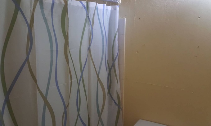 Molynes Gardens House | Inviting Townhouse with Ocean Views and Family-Friendly Amenities
