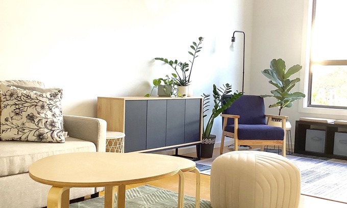 Springvale House | Family-Friendly Townhouse in the Heart of Springvale