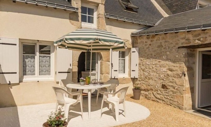 Piriac-sur-Mer Cottage | Pet-Friendly Gite Piriac-sur-Mer with Oceanfront Views