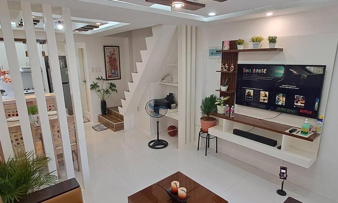 Calapan Apartment | Inviting Transient House with Pool in Calapan City