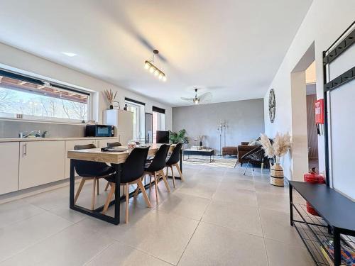 Marche-en-Famenne Apartment | Cozy Stay with Pet and Child-Friendly Amenities