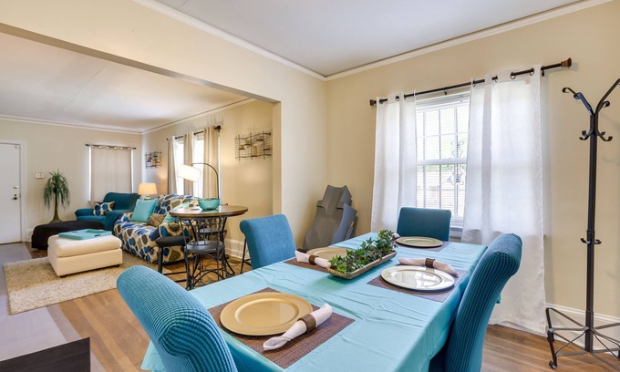 Tuskegee House | Inviting Tuskegee Home Near Auburn University Attractions