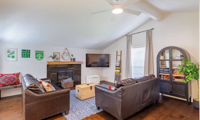 Quail Hollow House | Guest Rated 10/10: Updated Home with Fun Amenities Near DT