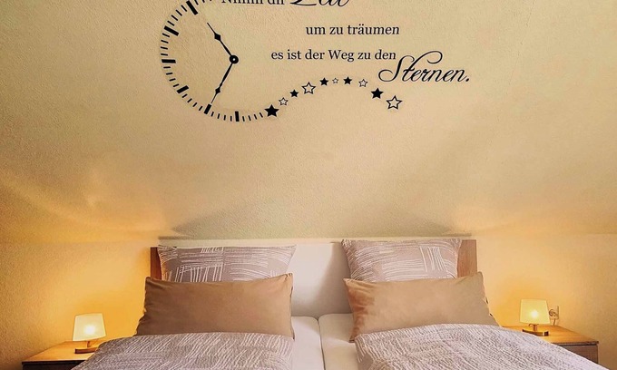 Bischofsgruen Apartment | Charming Vacation Apartment with Conservatory and Free WiFi