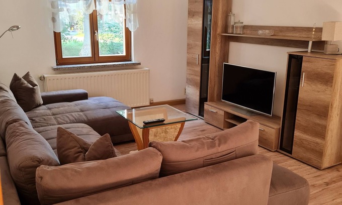 Plaue Apartment | Inviting Apartment Retreat in the Thuringian Forest