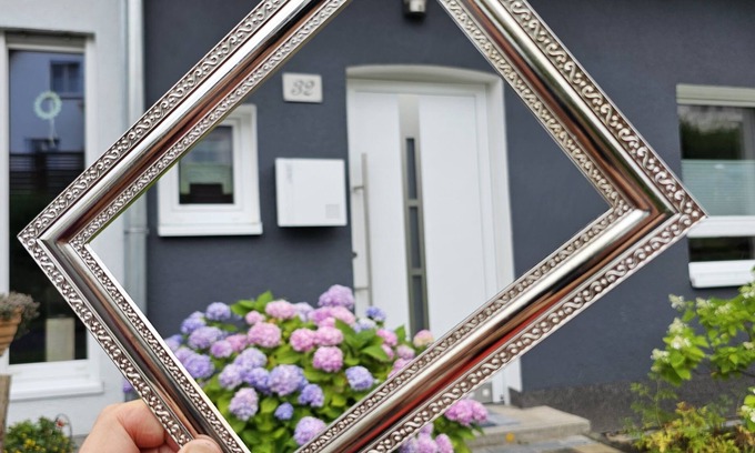 Niederaula House | Inviting WeitBlick: Relax on a Large Balcony & Terrace