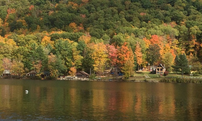 Poultney Cottage | Inviting Vermont Cottage with Ocean and Lake Views