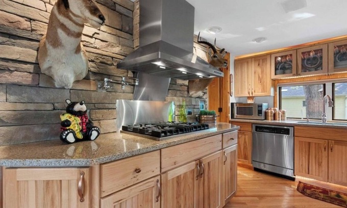Crivitz Cabin | Idyllic Waterfront Cabin Retreat in Crivitz, WI - 10/10 Rated