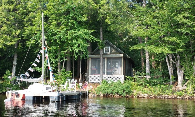 Town of Clifton Cottage | Idyllic Waterfront Cabin Retreat on Cranberry Lake