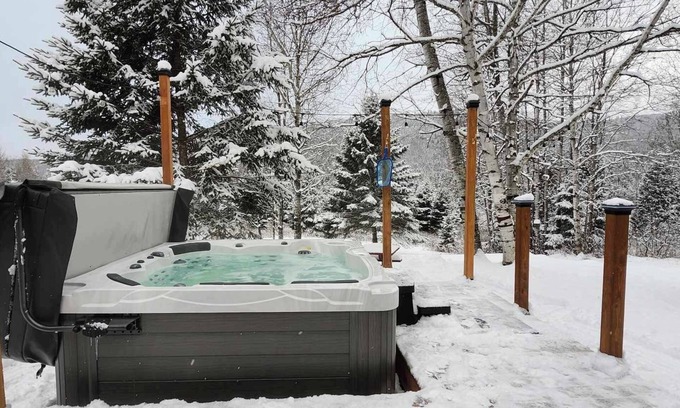 Saint-Michel-des-Saints House | Adventure Awaits: Steps from Trails & Beaches, Rated 9.8