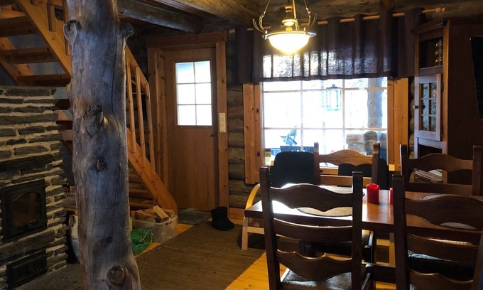 Kehys-Kainuu House | Cozy Wooden Log Cabin With Modern Amenities - Inc. private swimming pond
