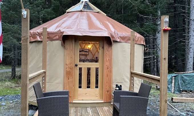 Seward Apartment | Inviting Yurt Near Seward Harbor with Pool & Kitchen Access