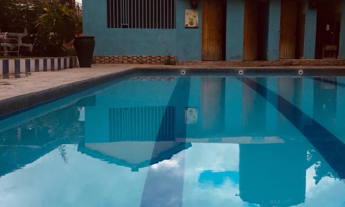 Machakos Apartment | Charming 1-Bedroom Retreat with Pool in Enchanting Machakos