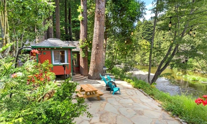 Cazadero Cabin | Charming CozyCreekCabin: Romantic Cottage with Hot Tub