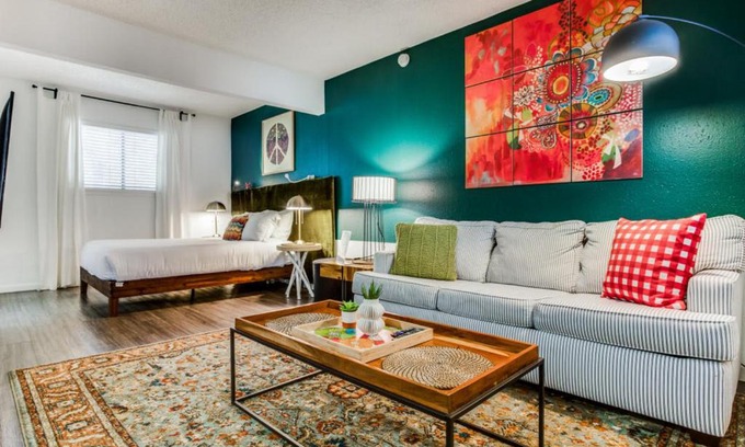 Barton Hills Apartment | Top-Rated CozySuites Studio with Pool Near Barton Creek