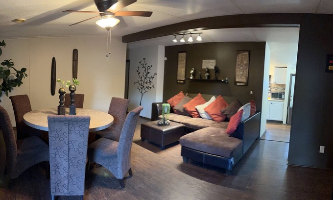 Harlingen House | Inviting Texas Home with Spa and Pet-Friendly Amenities