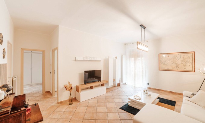 Civitavecchia Apartment | Top-Rated CR32 Tourist Accommodation Near Port and Station