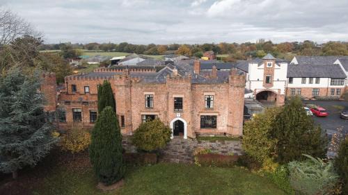 Mollington Hotel | Elegant Crabwall Manor & Spa with Oceanfront Views