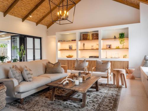 Bitou Cabin | Unforgettable Stays at Crags Country Lodge with Pool & Breakfast