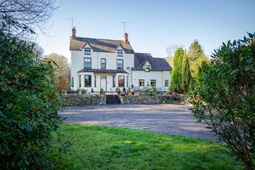 Llanbedrog House | Discover Craig Y Glyn: Family-Friendly Retreat with 9.2/10 Rating