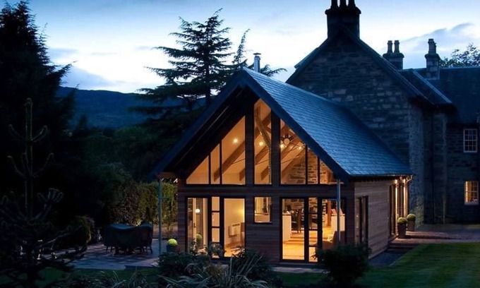 Pitlochry Bed & Breakfast | Escape to Craigatin House & Courtyard: Guest Rated 9.8