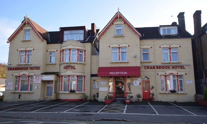 Valentines Hotel | Budget-Friendly Cranbrook Hotel with Spa and Family Amenities