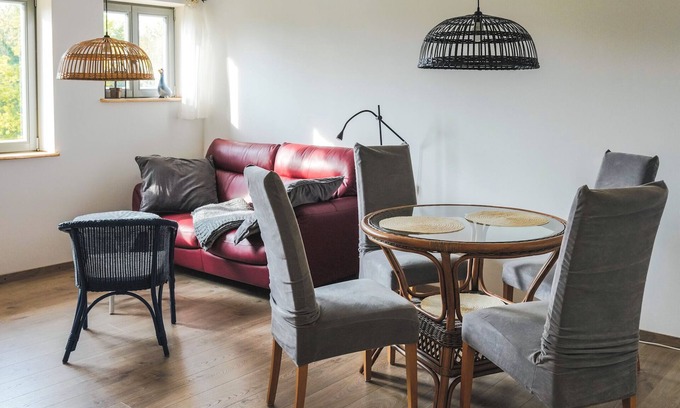 Kalkhorst Apartment | Oceanfront Getaway: Crane and Wild Duck for Couples