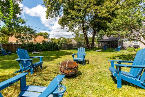Ames House | Crane Haven - Walk to CyRide Games & Grill