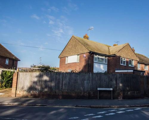 Seaford House | Cranford House By Air Premier