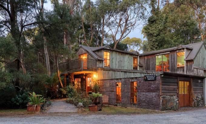Crayfish Creek Other | Cozy Crayfish Creek Van & Cabin Park: Family-Friendly Retreat