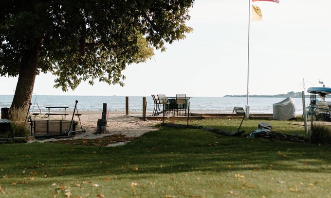 Bay City House | Stunning Ocean View at Crazy View Beach Front Bay City, MI