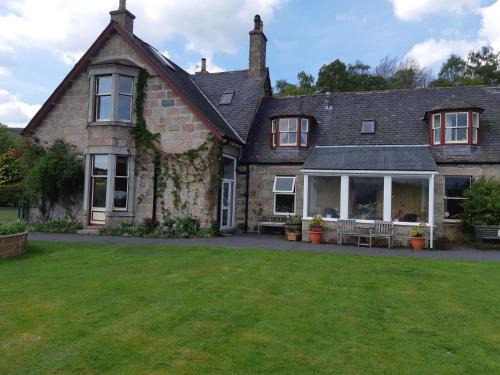 Ballater Bed & Breakfast | Pet-Friendly Retreat at Creag Meggan – Rated 8.6/10