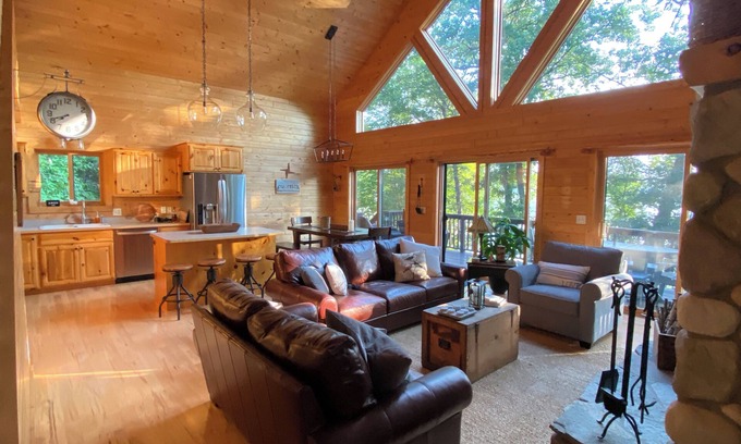 Breezy Point Cabin | Create Unforgettable Family Moments at Our Up North Retreat