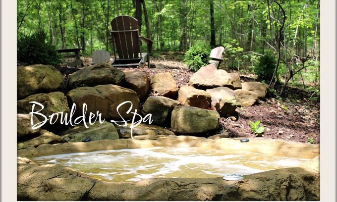 Saint Joe Cottage | Experience Treehouse Atrium with Hot Tub in Buffalo, NY