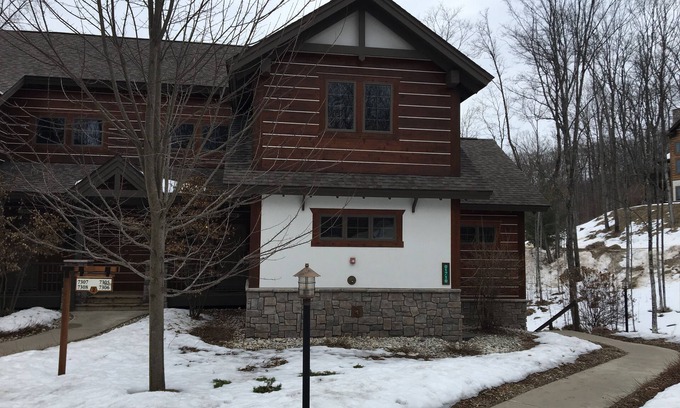 Boyne City Condo | Experience Boyne: Ski-In/Ski-Out Condo with Hot Tub