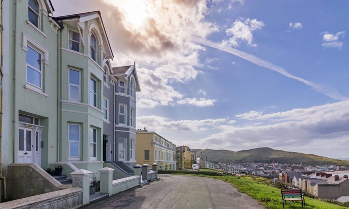 Peel Cottage | Creg Malin View - an apartment that sleeps 4 guests in 2 bedrooms