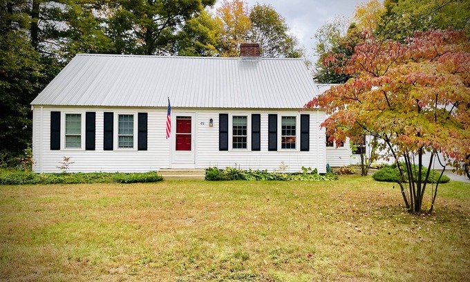 Conway House | Family-Friendly Crescent Cape with Ocean Views & Pet Access