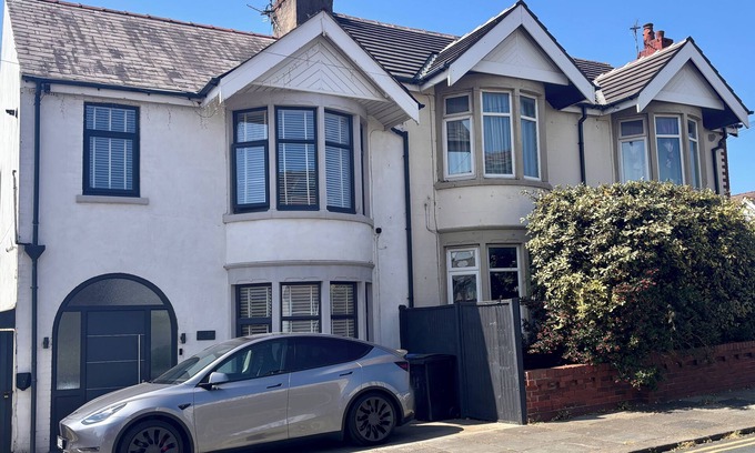 South Shore House | Crescent House - Blackpool