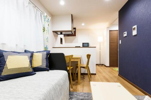 Nakano Apartment | Family-Friendly Stay at Crescent Moon Nakanoshimbashi