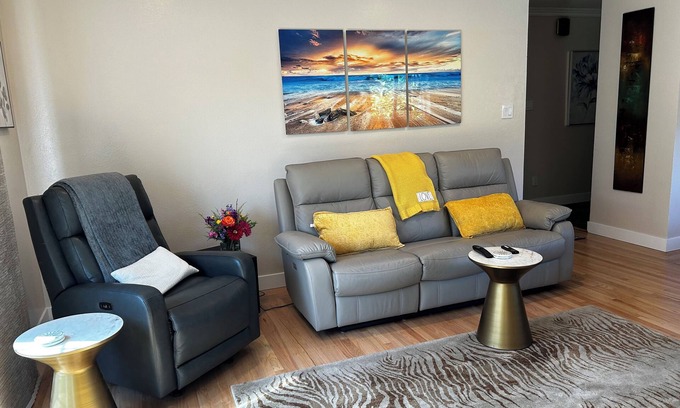 San Leandro House | Discover Crest Retreat Home: Family-Friendly Stay Awaits