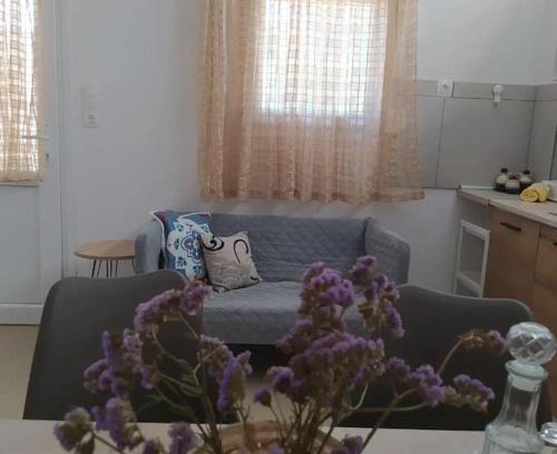 Tymbaki Apartment | Cozy Creta Irini's Rooms: Ideal for Family Getaways
