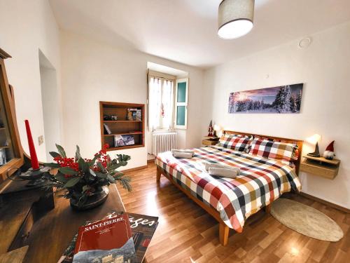 Saint-Pierre Apartment | Scenic Cretallaz House: Castle Views, Free Parking & WiFi