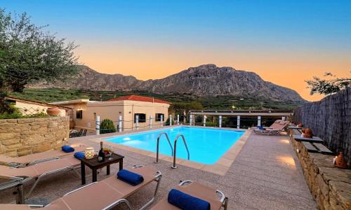 Pervolakia House | Cretan Kera