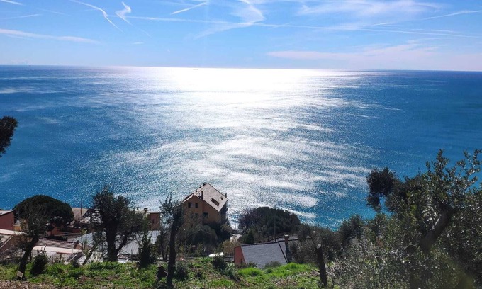 Voltri Apartment | Crevari's Mansarda: Pet-Friendly Retreat with Spa & Hot Tub