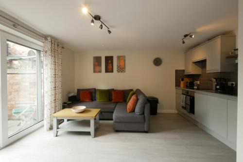 Crewe Apartment | Exceptional Crewe Short Lets at 8 Victoria Court