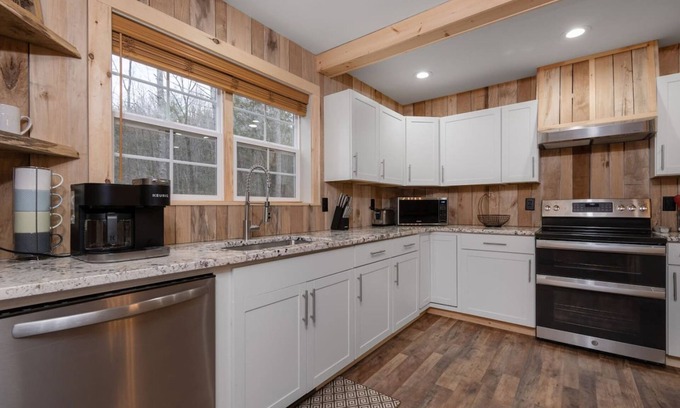 Deep Gap House | Crider Creek Manor in Watauga County