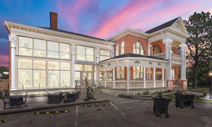 Cripple Creek Hotel | Top-Rated Cripple Creek Hospitality House & Travel Park
